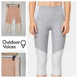 Outdoor Voices Leggings Colorblock Athleisure Workout Capri‎ Pants Size L